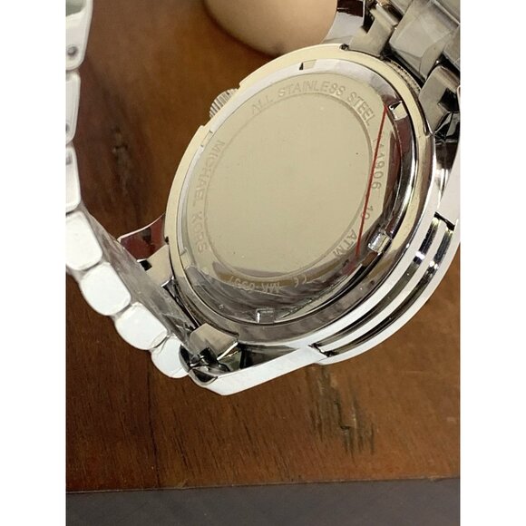 Michael Kors Women's Watch MK6531 Runway Quartz Silver Stainless Steel 40mm - Picture 7 of 14